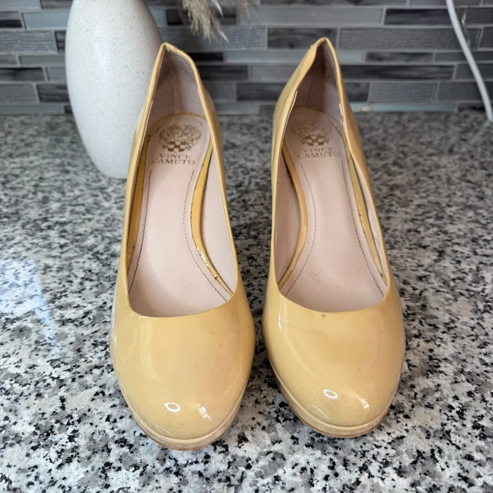 Vince Camuto | Size 11 Zella Nude Patent Leather Pumps Women's Shoes - Picture 2 of 8
